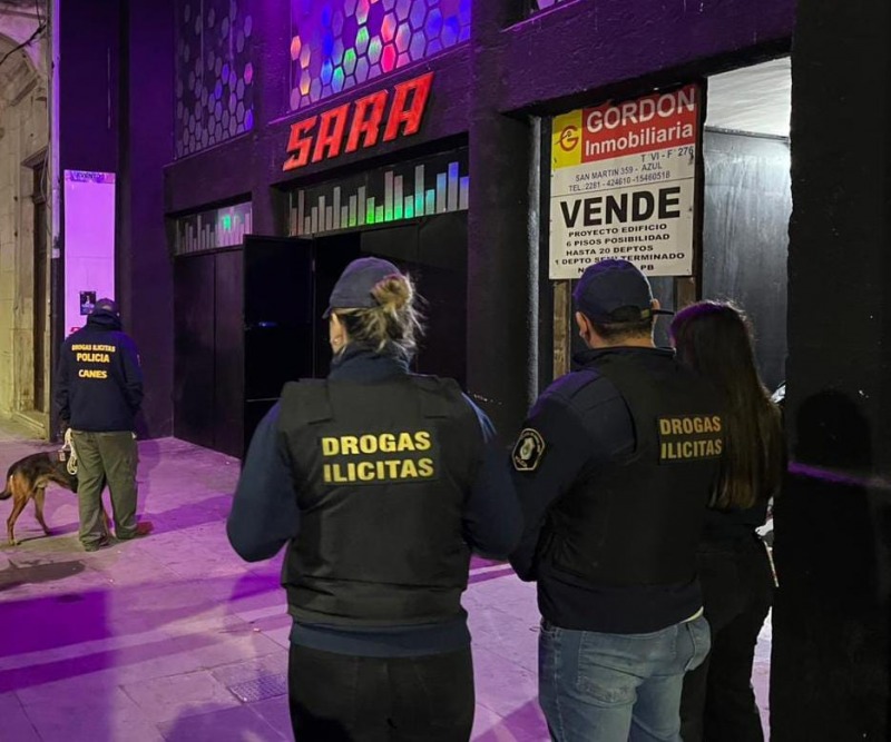 Megaoperativo en fiesta electrnica: cinco detenidos y droga de diseo incautada